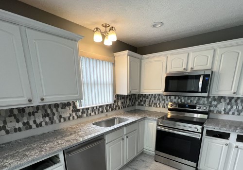 Create A Show-Stopping Kitchen With Quartzite Countertops And Expert Custom Home Builders In Wilder, KY